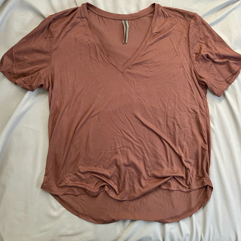 Anthropologie Women's V-Neck Top in Mauve